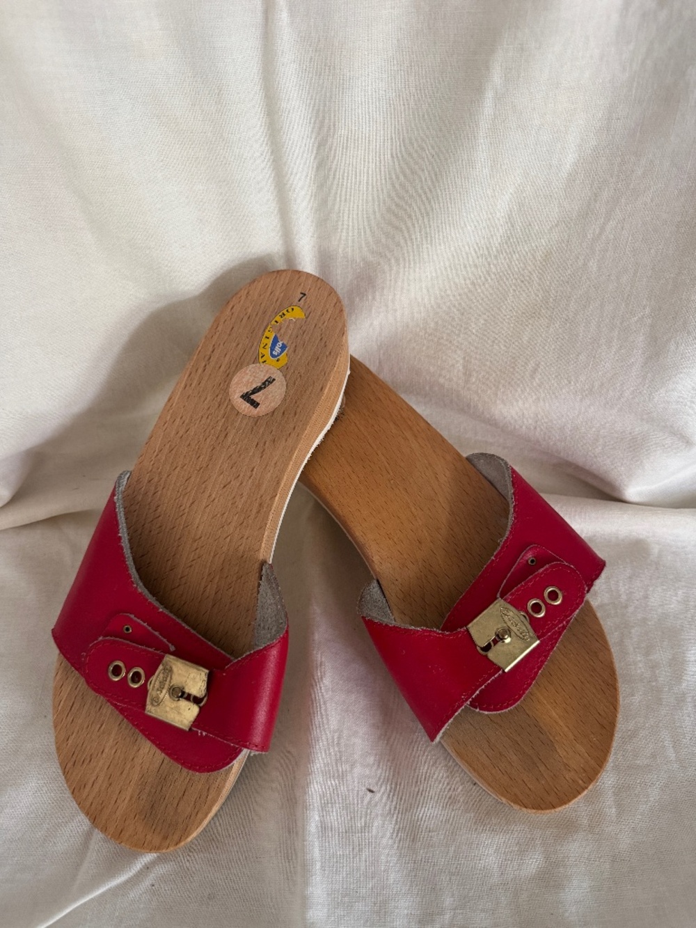 ORIGINAL DR. SCHOLL'S RED LEATHER & WOOD PLATFORM SLIDE SANDALS - SIZE 7